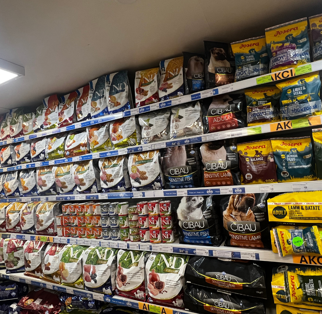 Široký sortiment prémiových granúl pre psov. Krmivo pre šteňatá, dospelých a seniorov _ abovzoo.sk